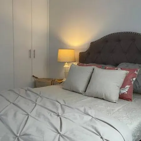 Piso Centrico! Precioso Y Totalmente Nuevo 아파트 로스 레알레호스